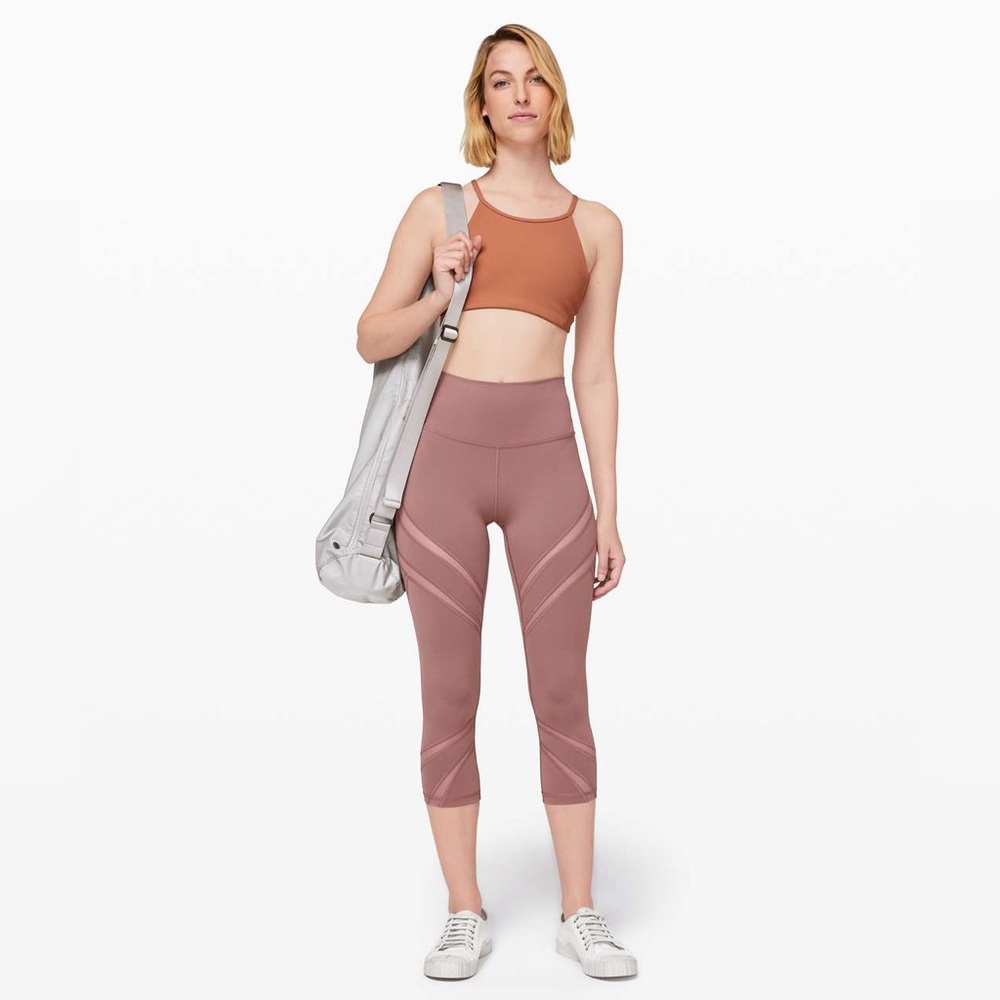 NWOT Lululemon Wunder Under High Rise Crop 21" Red Dust